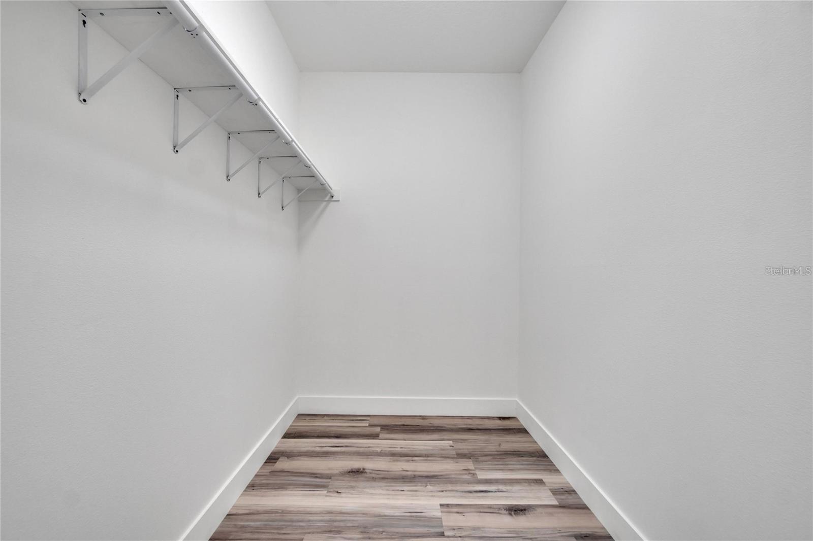 Image 40 of 56 For 6516 Simone Shores Circle