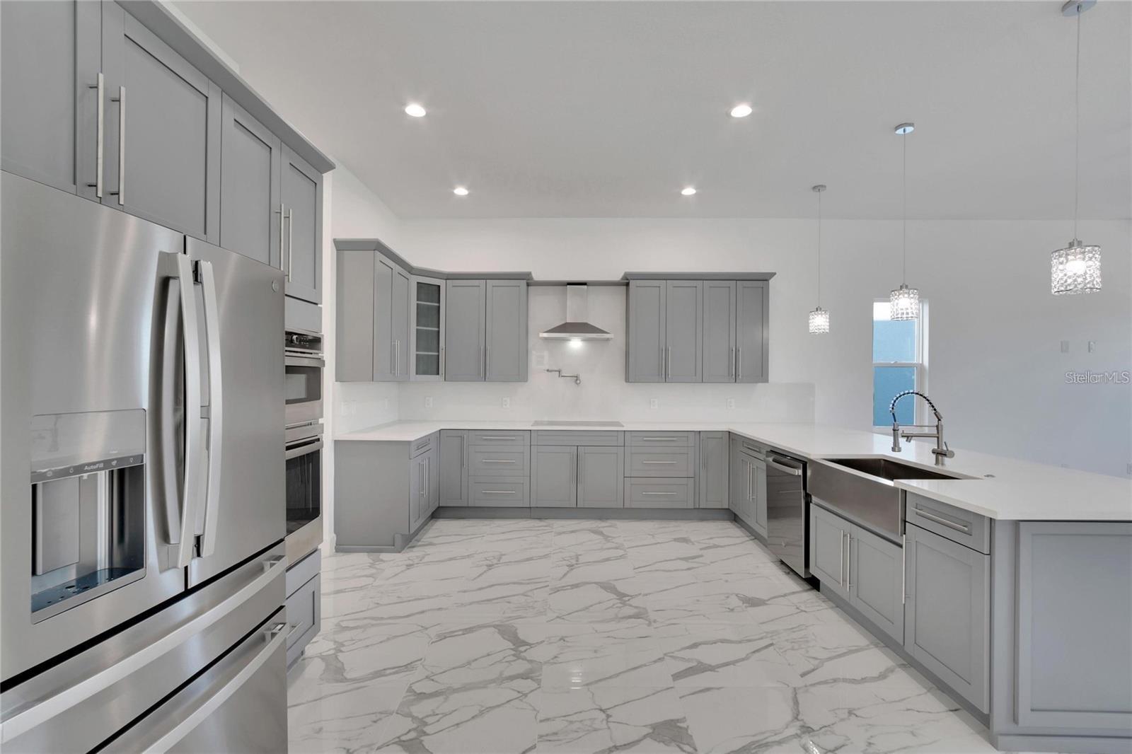 Image 9 of 56 For 6516 Simone Shores Circle