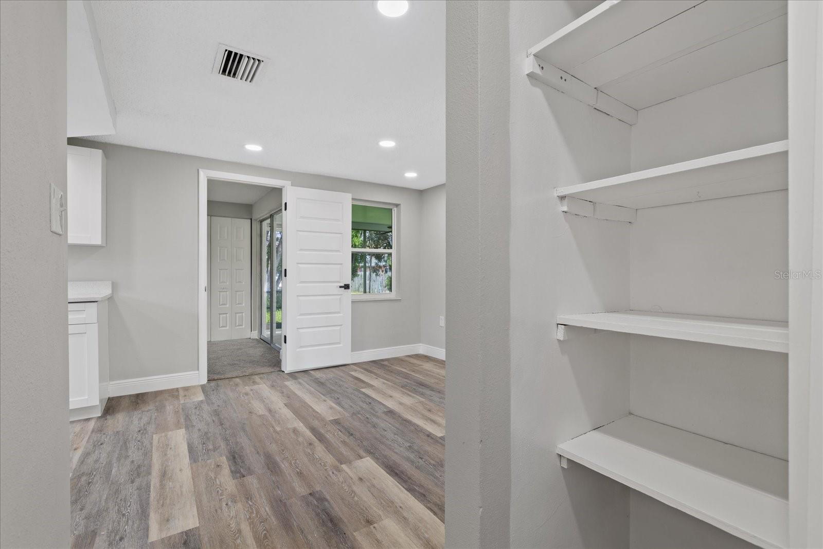 Image 12 of 37 For 7105 King Arthur Drive