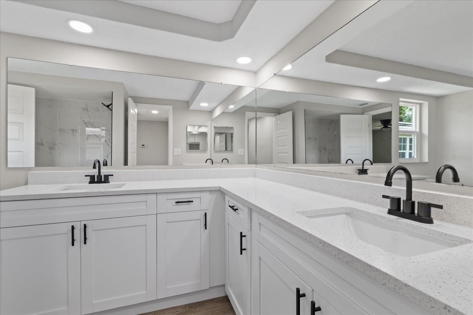 Image 25 of 37 For 7105 King Arthur Drive