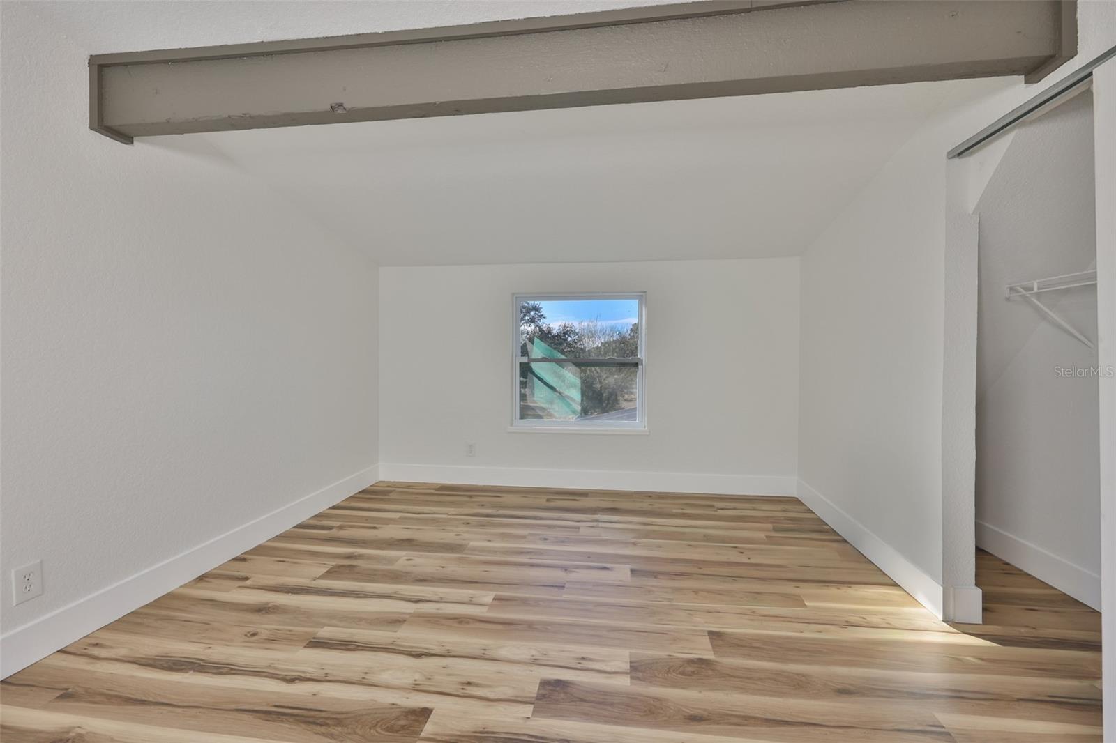 Listing photo id 34 for 18711 Red Bird Lane