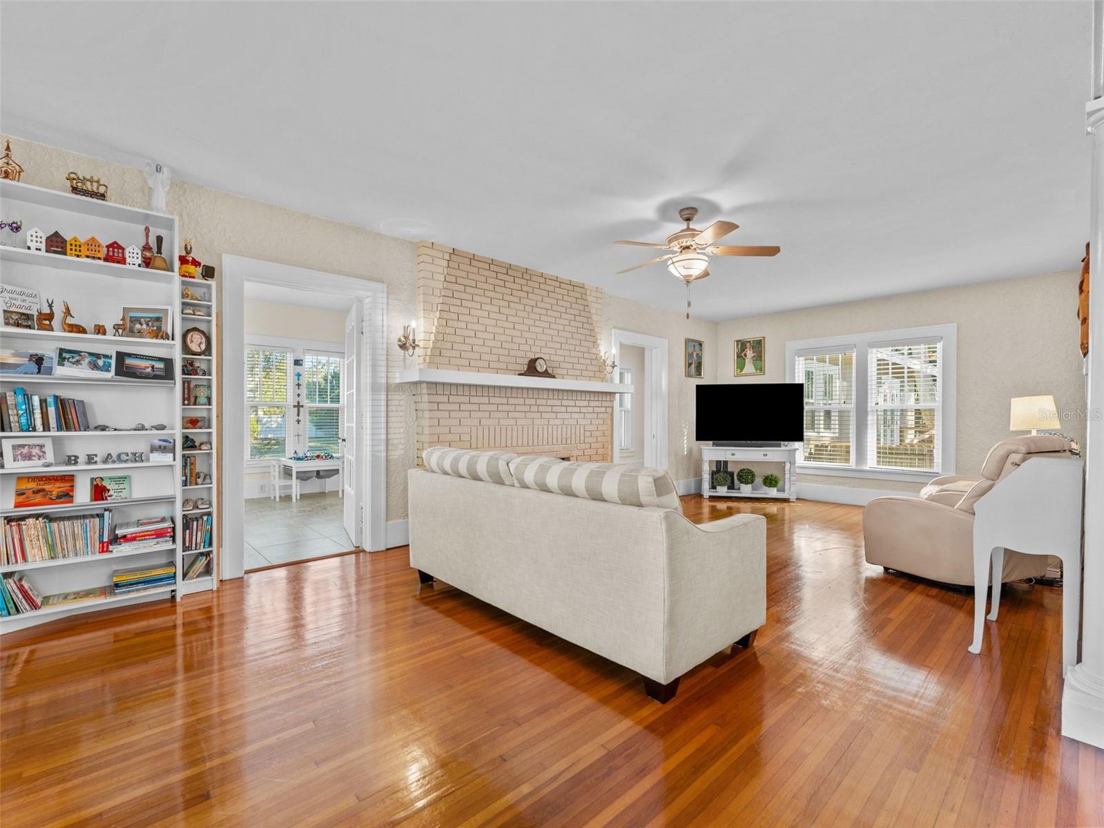 Image 13 of 51 For 231 72nd Street N