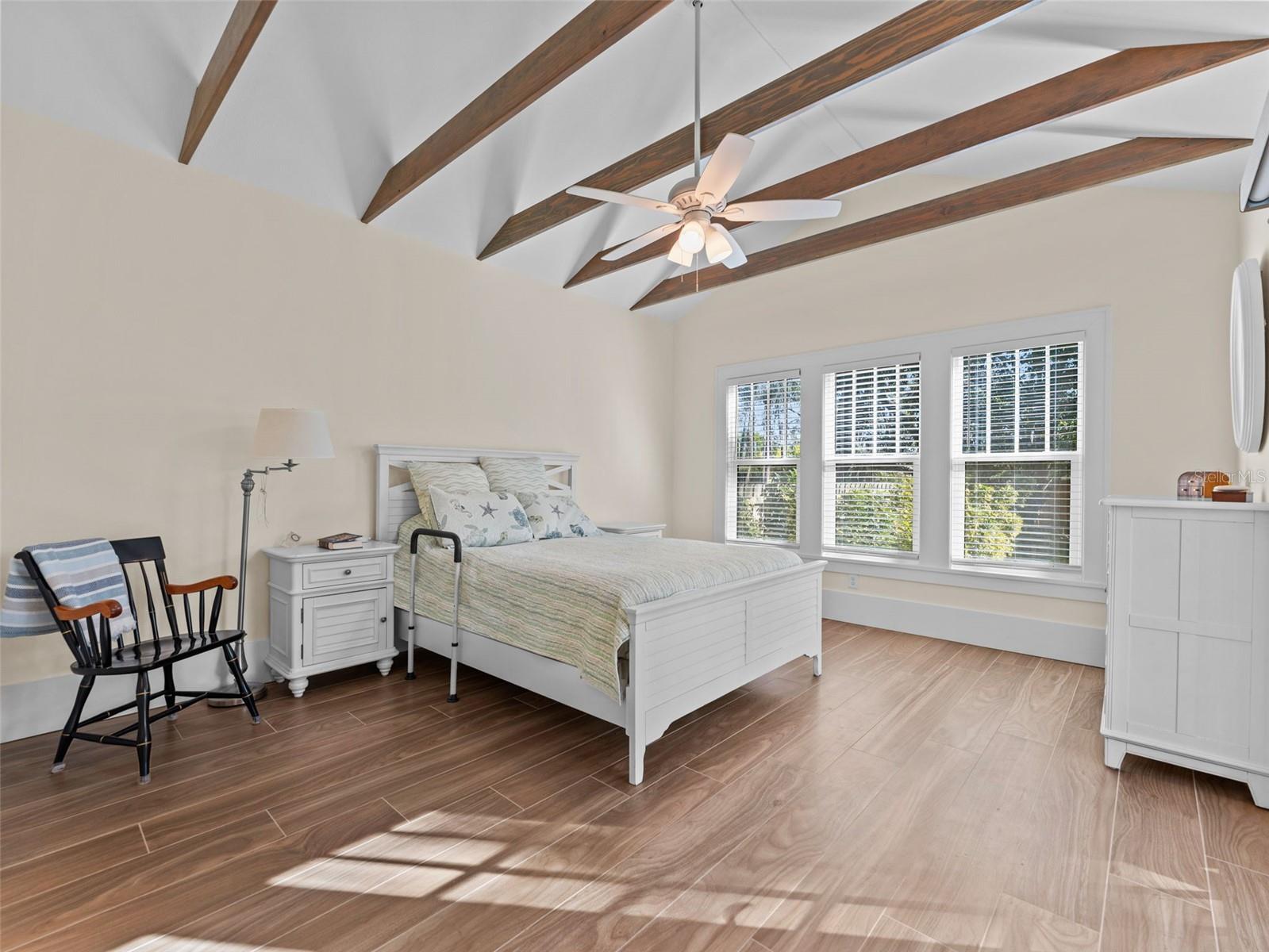 Image 22 of 51 For 231 72nd Street N