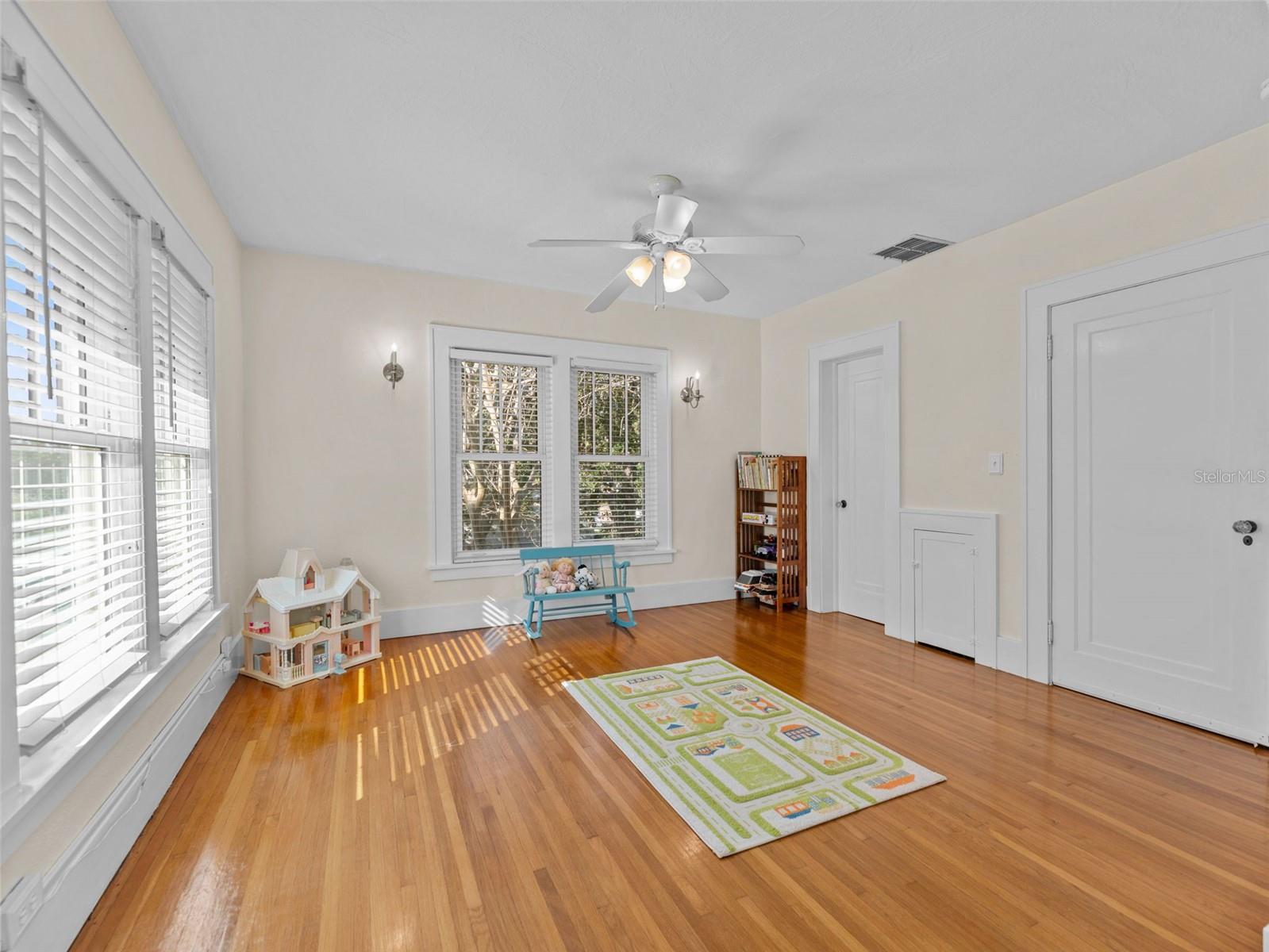 Image 28 of 51 For 231 72nd Street N