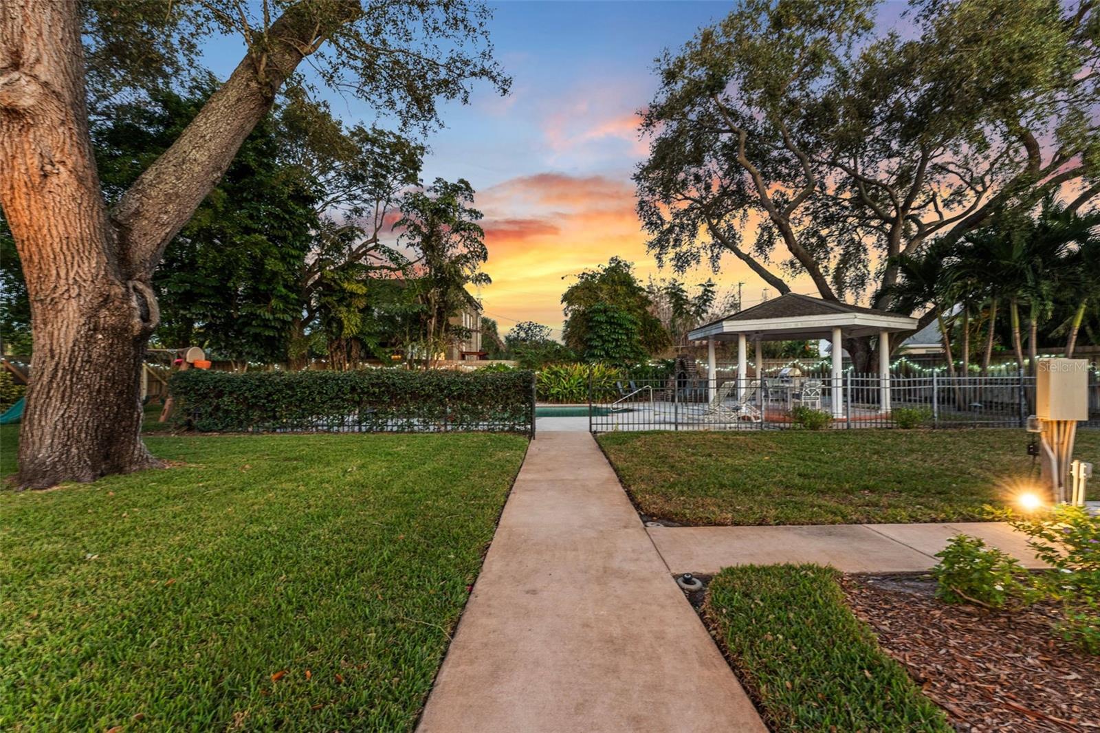 Image 39 of 51 For 231 72nd Street N