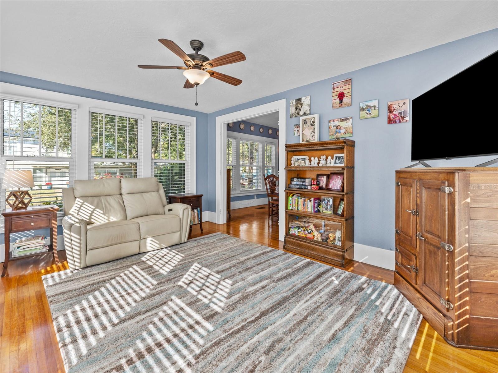 Image 9 of 51 For 231 72nd Street N