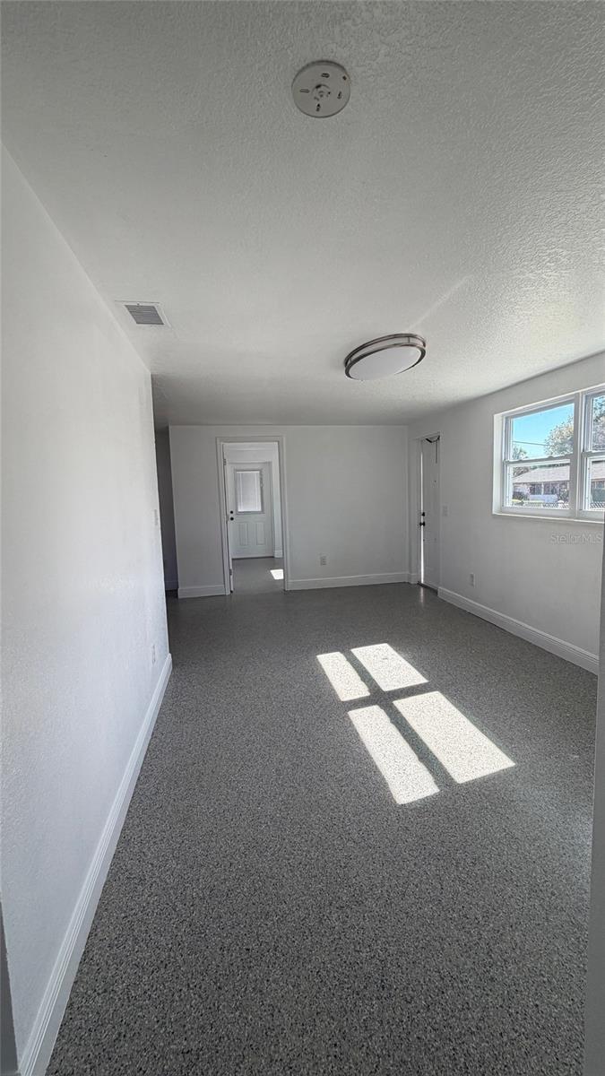 Image 16 of 43 For 3408 Deleuil Avenue