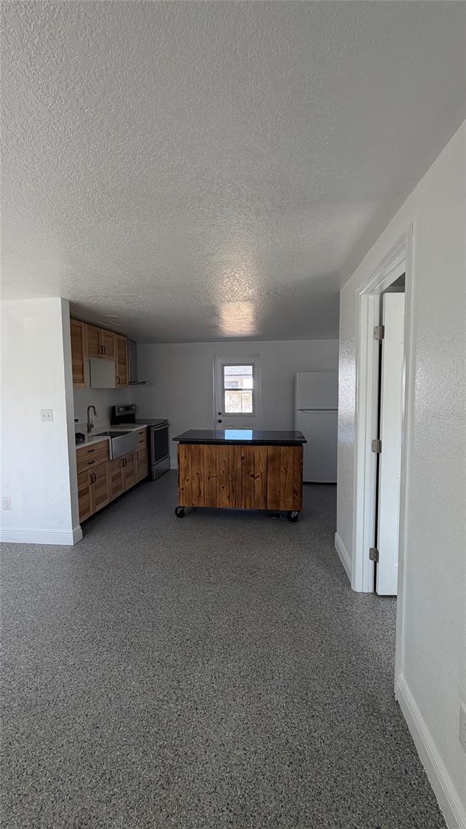 Image 17 of 43 For 3408 Deleuil Avenue