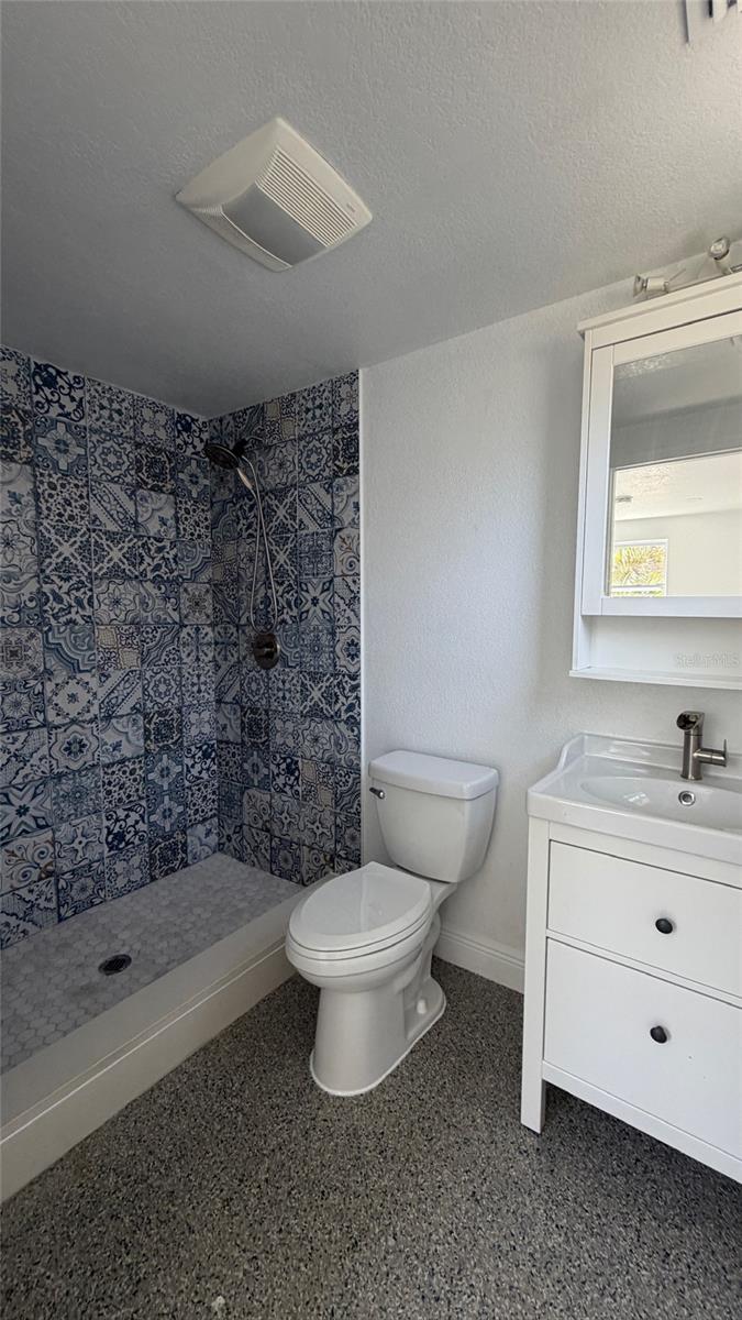 Image 24 of 43 For 3408 Deleuil Avenue