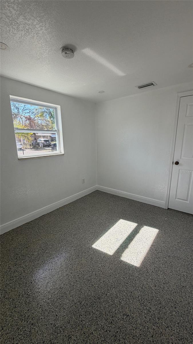 Image 26 of 43 For 3408 Deleuil Avenue