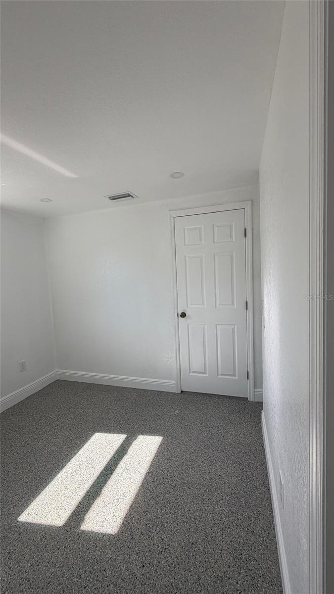 Image 27 of 43 For 3408 Deleuil Avenue