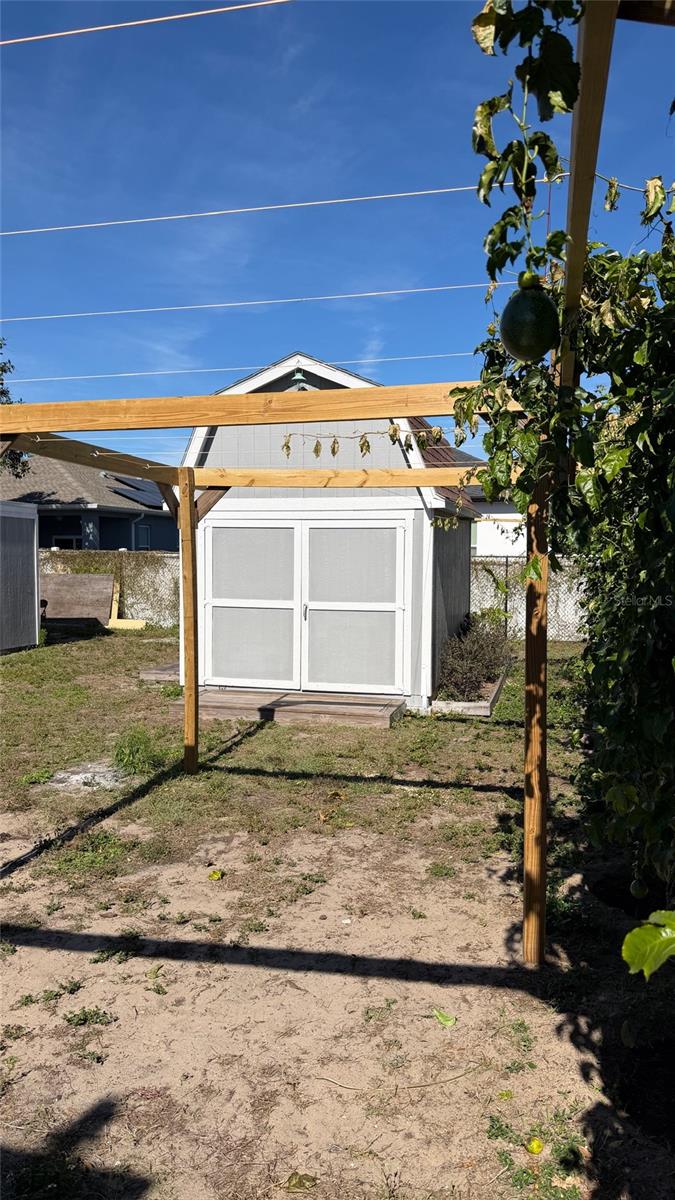 Image 30 of 43 For 3408 Deleuil Avenue