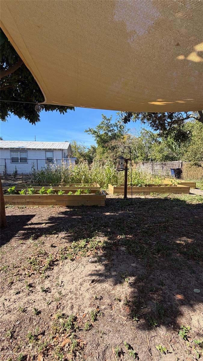 Image 41 of 43 For 3408 Deleuil Avenue