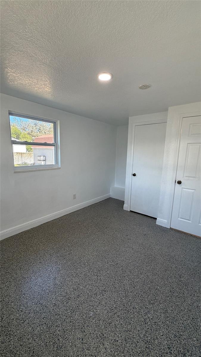 Image 6 of 43 For 3408 Deleuil Avenue