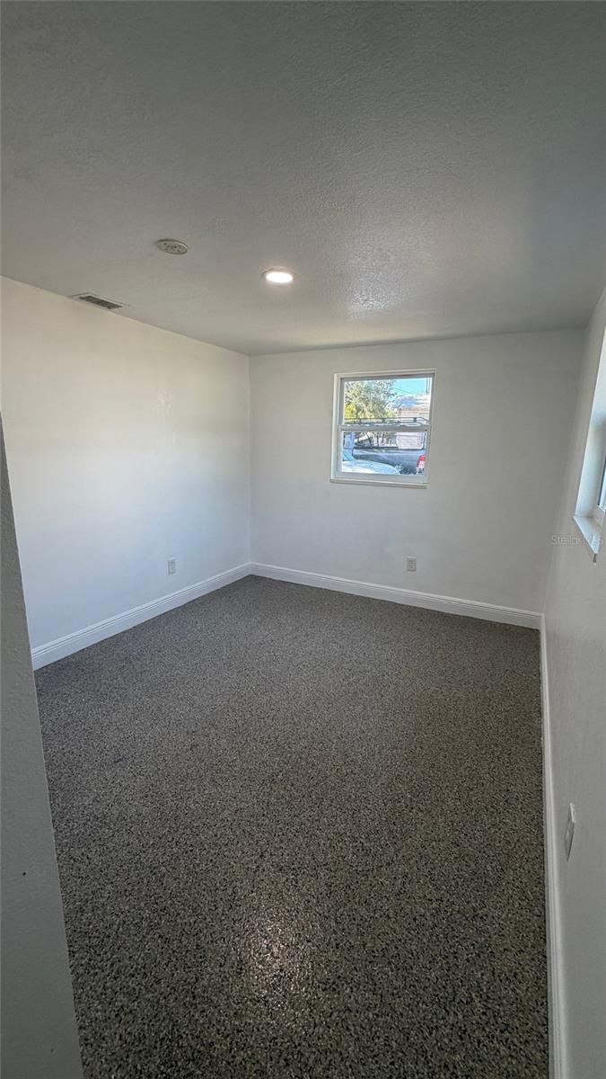 Image 7 of 43 For 3408 Deleuil Avenue