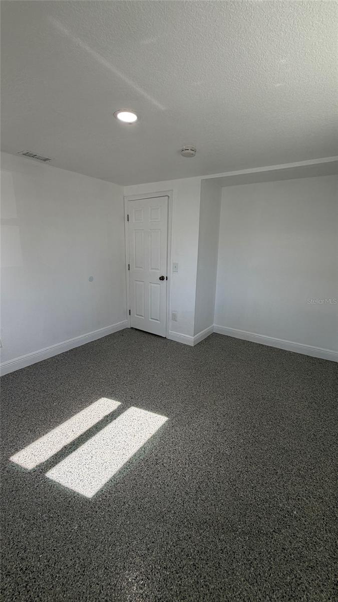 Image 8 of 43 For 3408 Deleuil Avenue