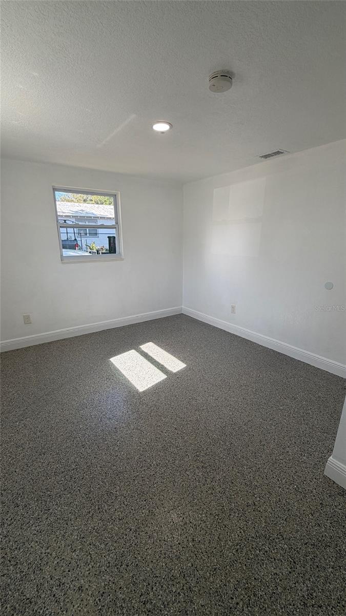 Image 9 of 43 For 3408 Deleuil Avenue