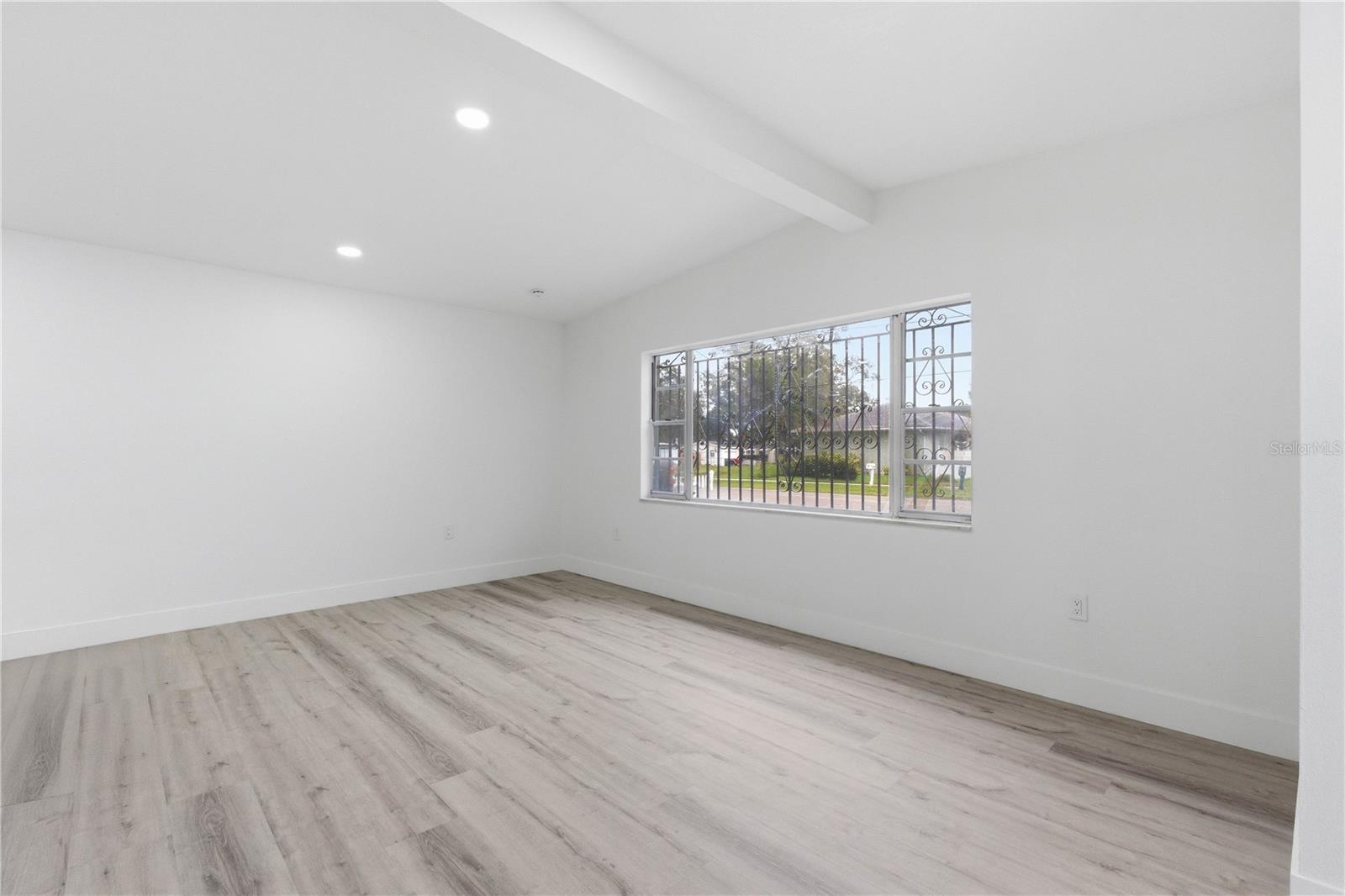 Image 18 of 51 For 6606 30th Street