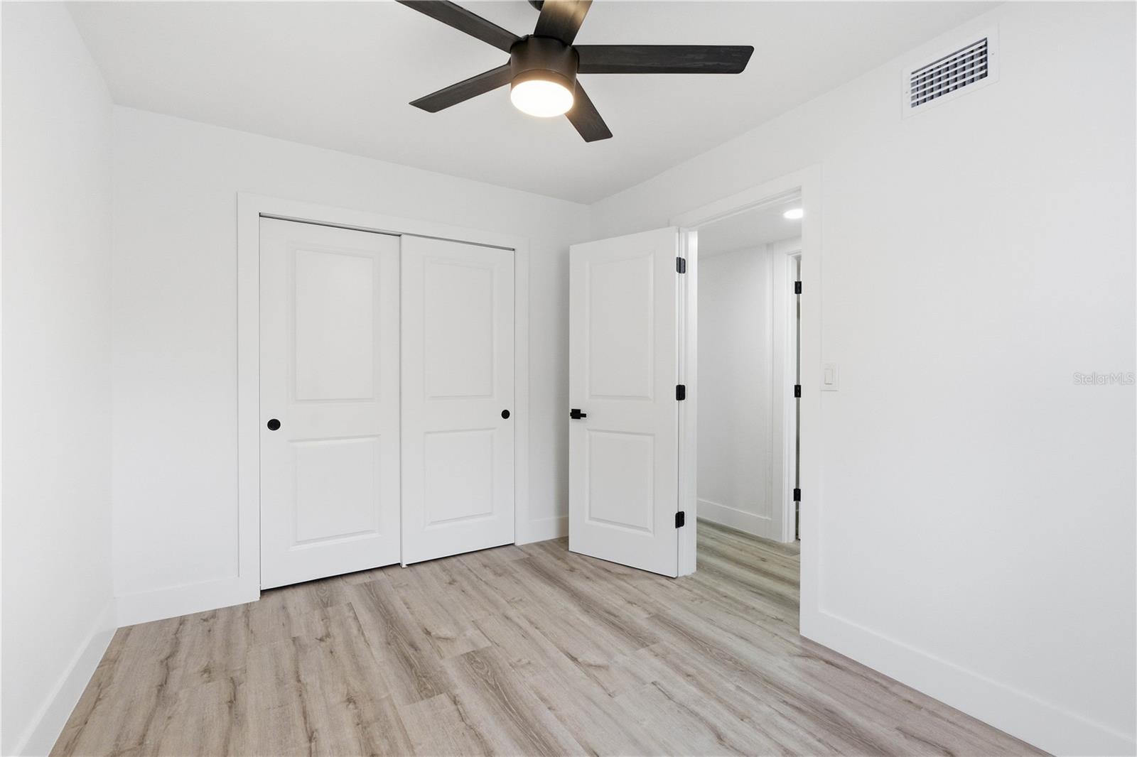 Image 26 of 51 For 6606 30th Street