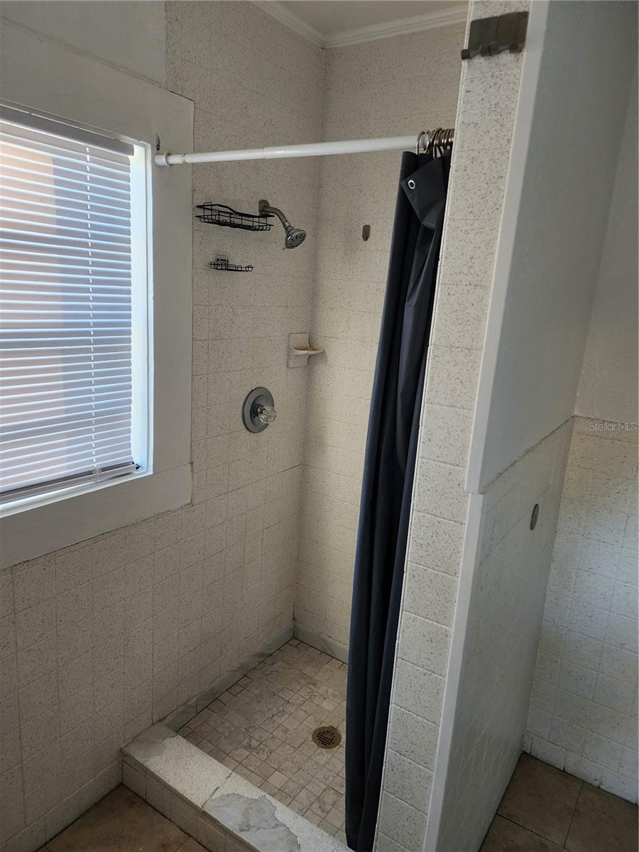 Image 10 of 16 For 1363 Tioga Avenue