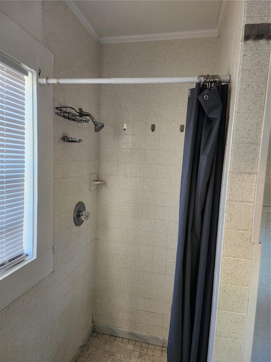 Image 11 of 16 For 1363 Tioga Avenue