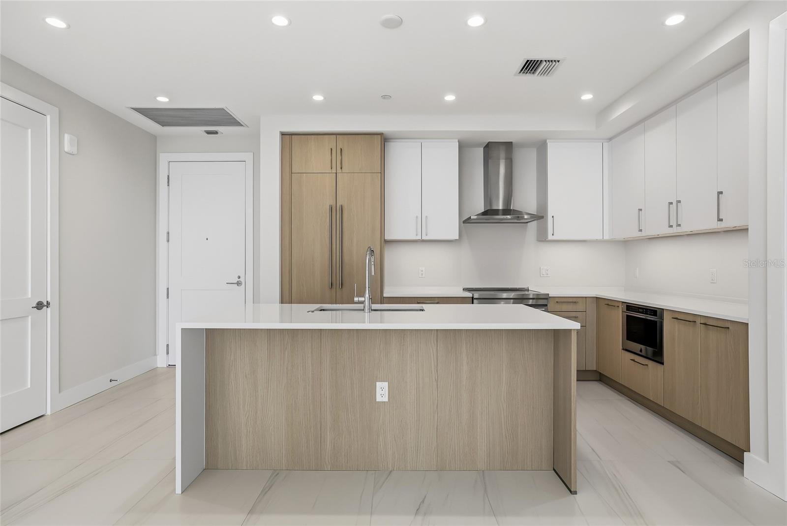 Image 67 of 97 For 275 1st Avenue S 1107