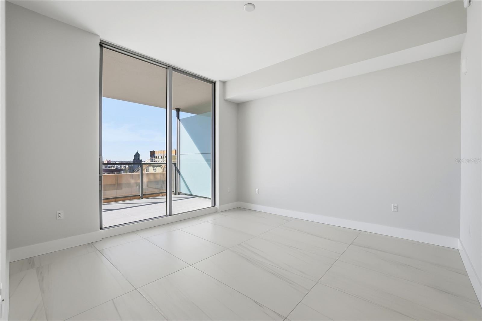 Image 79 of 97 For 275 1st Avenue S 1107