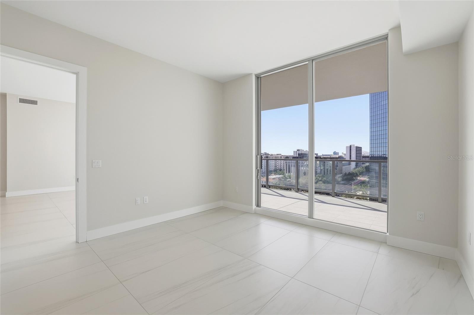 Image 82 of 97 For 275 1st Avenue S 1107