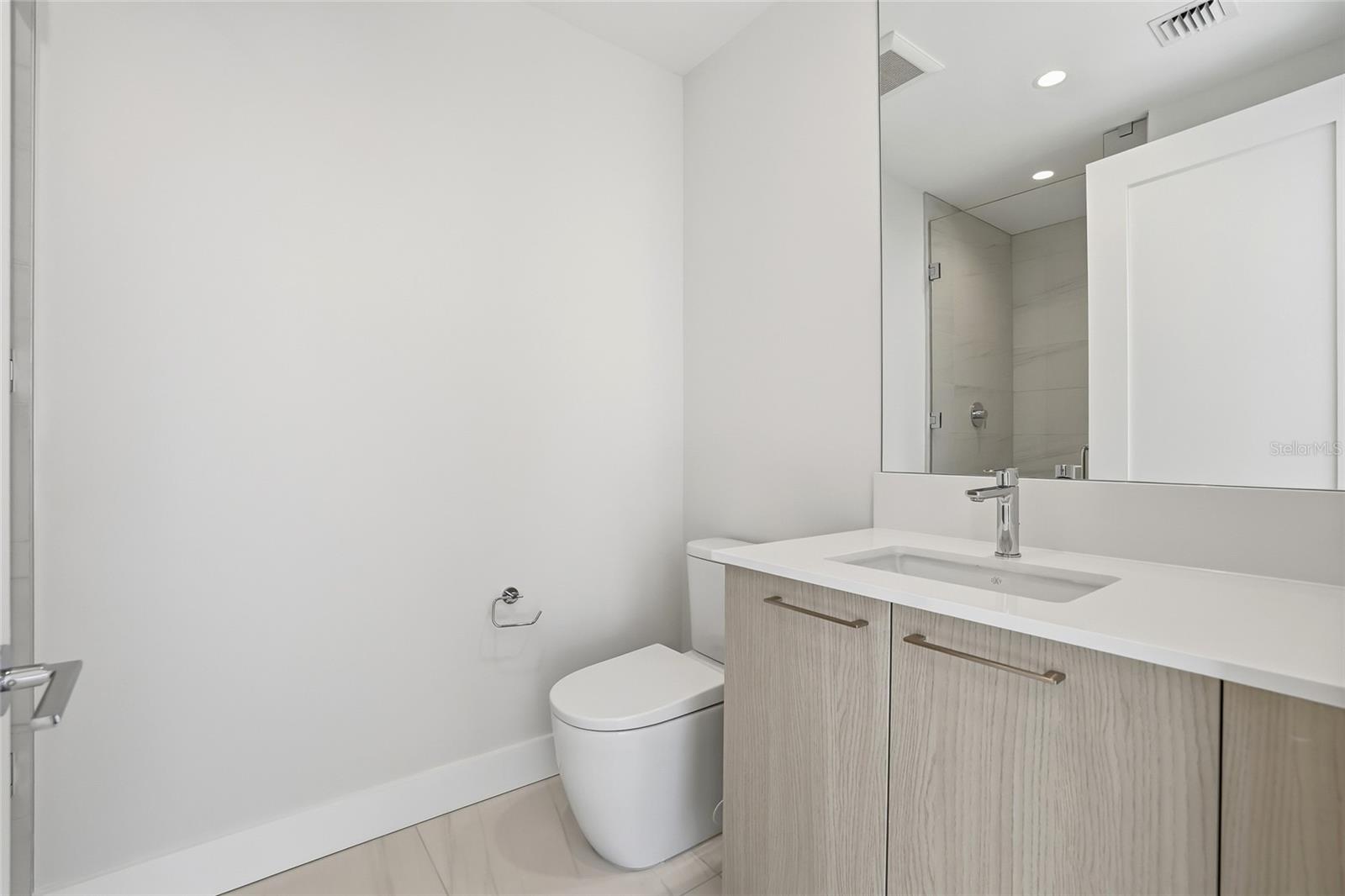 Image 91 of 97 For 275 1st Avenue S 1107