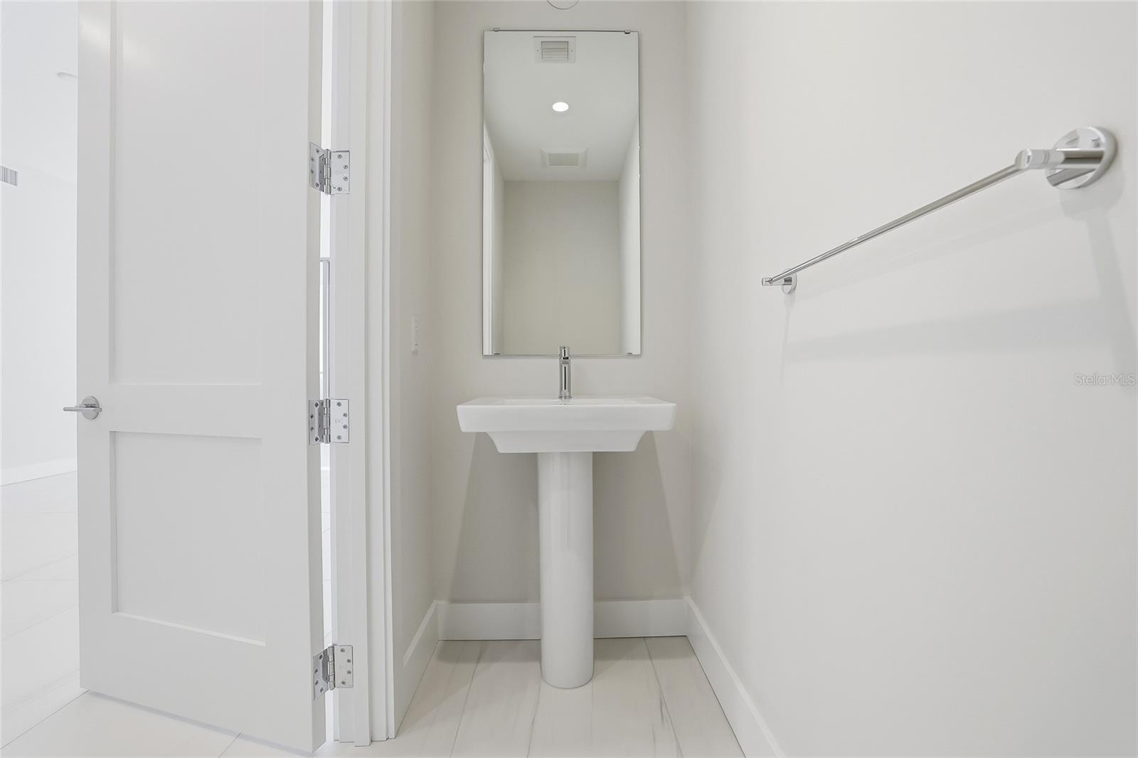 Image 94 of 97 For 275 1st Avenue S 1107