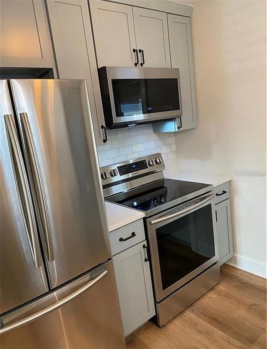 Image 19 of 57 For 4133 3rd Avenue N