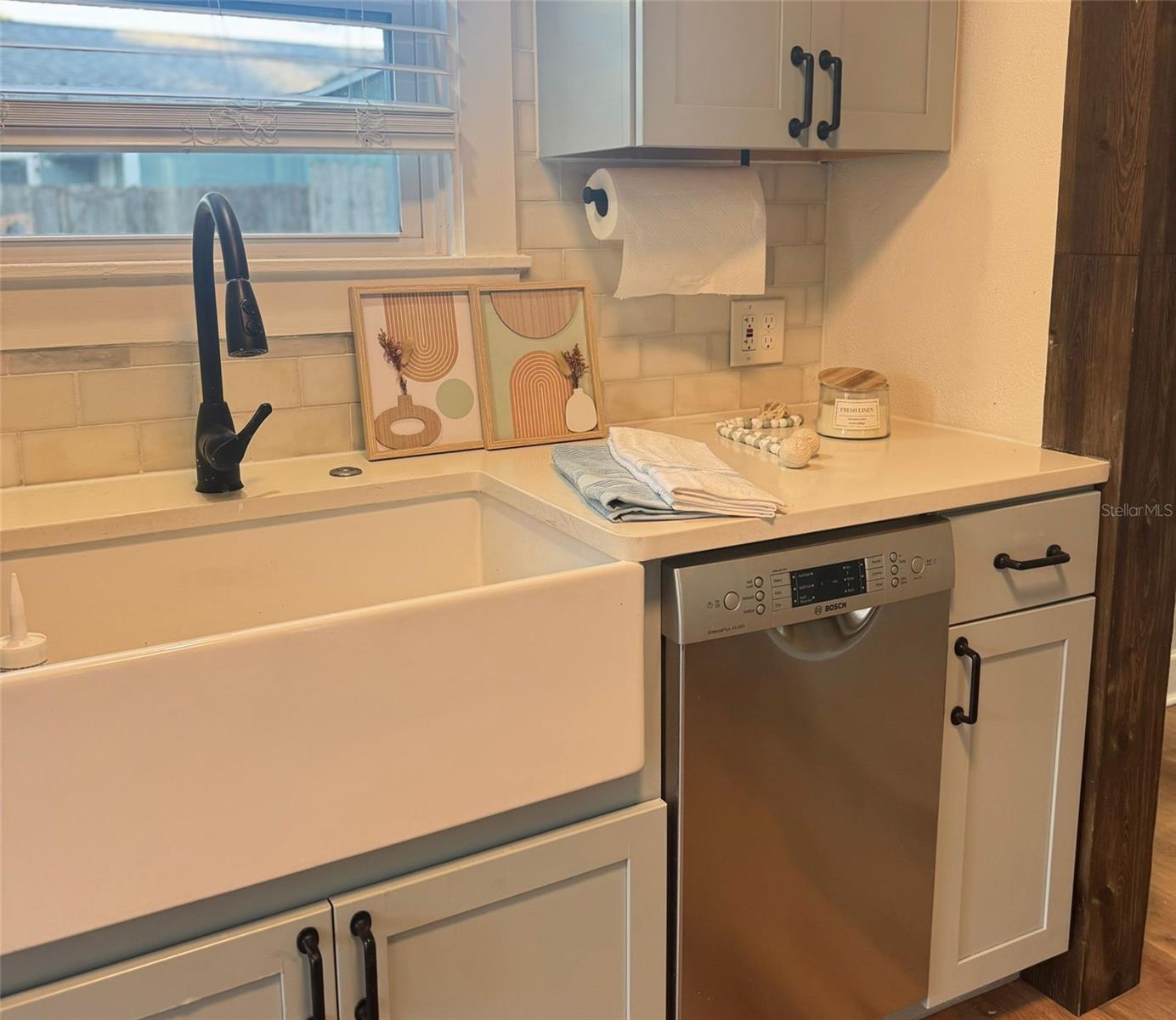 Image 20 of 57 For 4133 3rd Avenue N