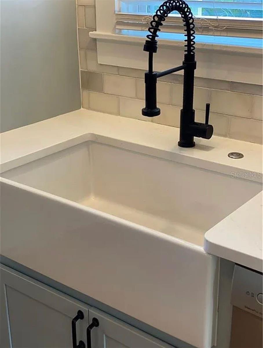 Image 23 of 57 For 4133 3rd Avenue N