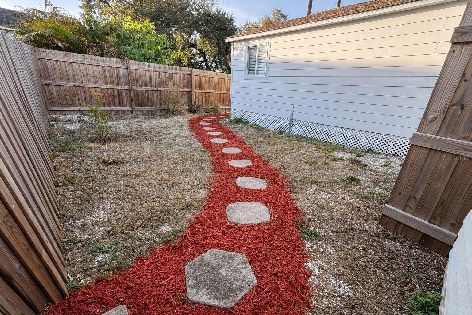 Image 42 of 57 For 4133 3rd Avenue N