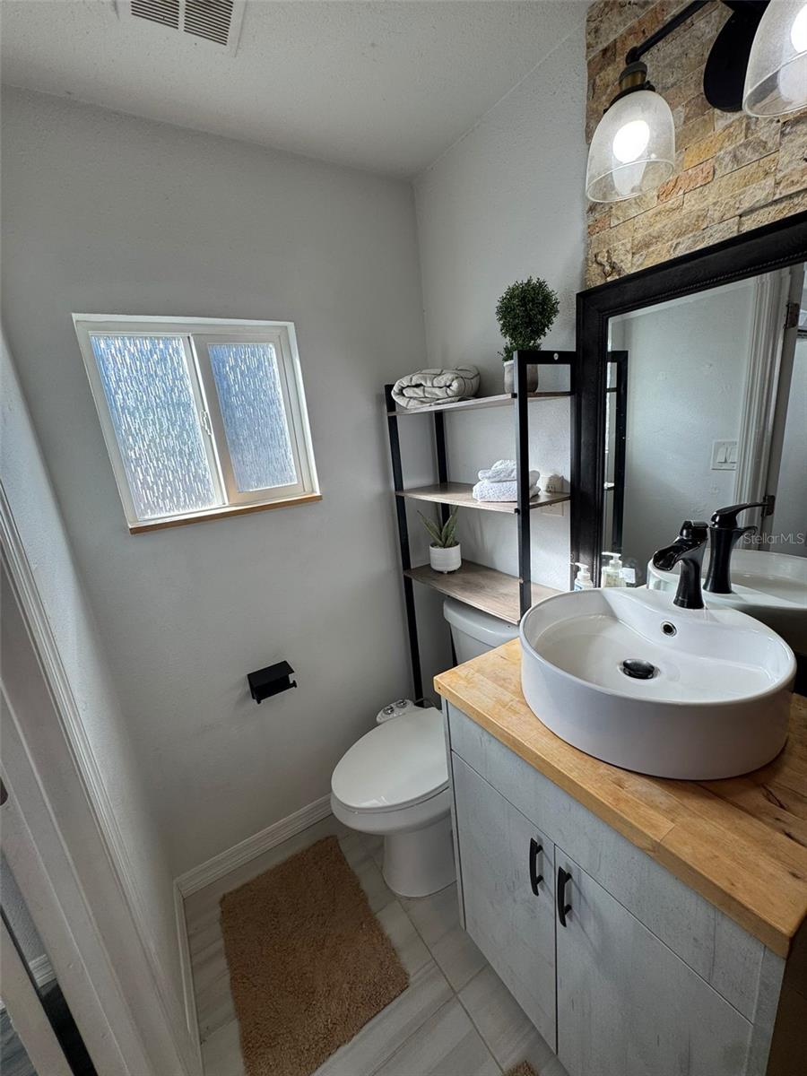 Image 52 of 57 For 4133 3rd Avenue N