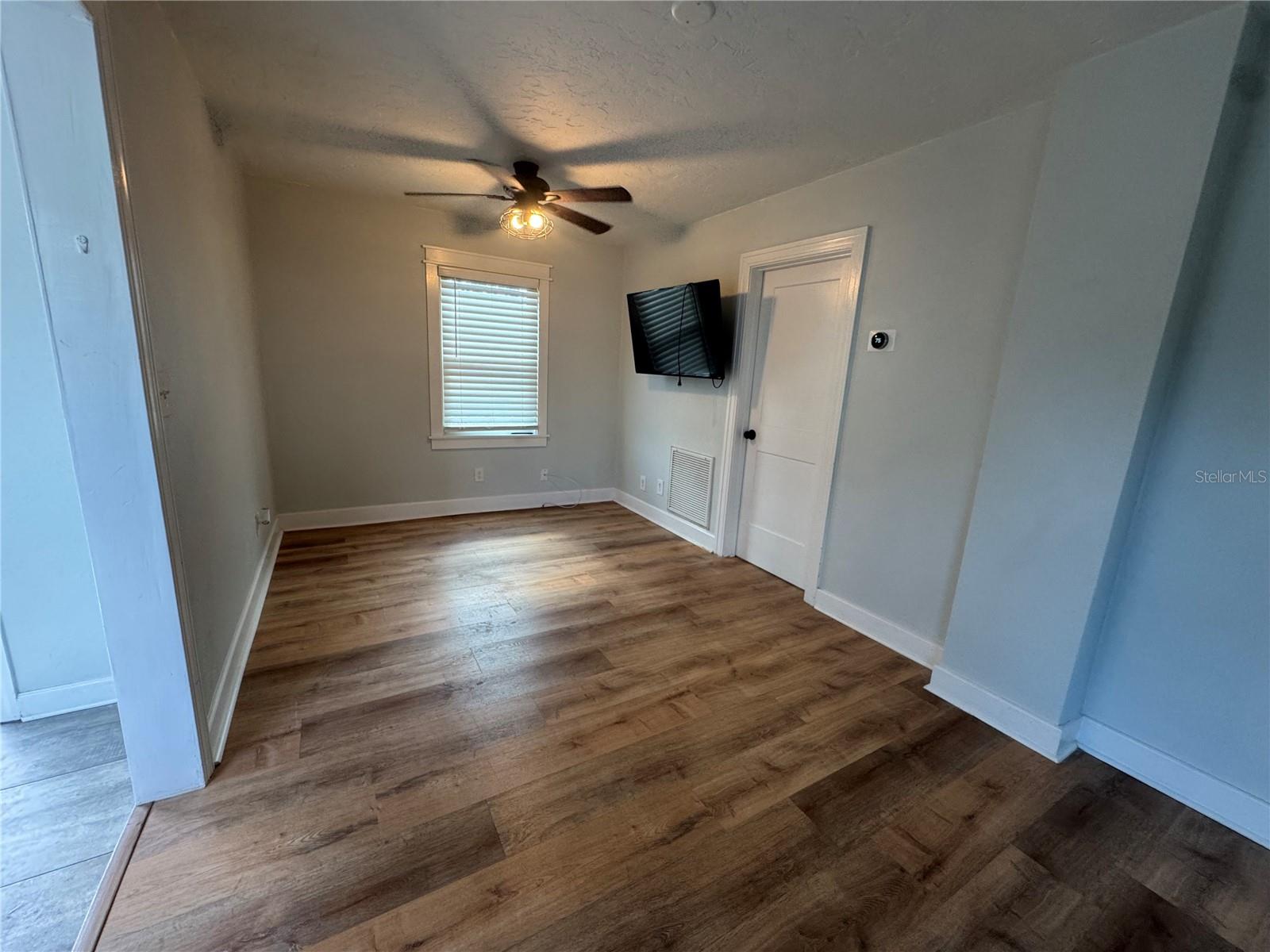 Image 6 of 57 For 4133 3rd Avenue N