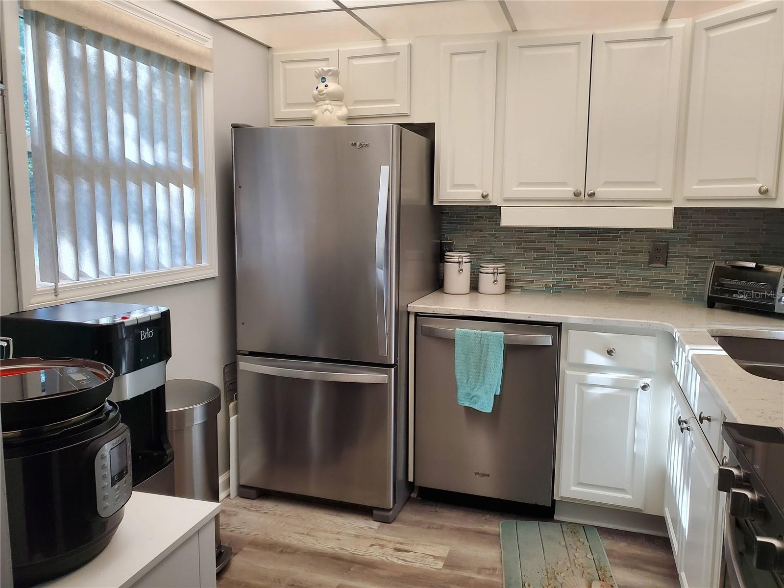 Image 2 of 40 For 11485 Oakhurst Road 1200-216