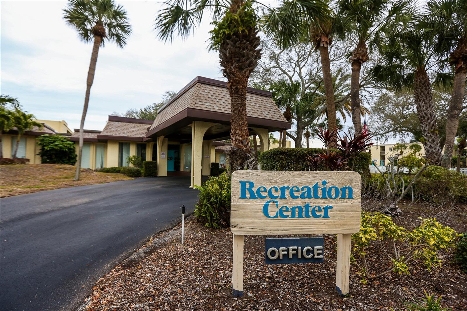 Image 38 of 40 For 11485 Oakhurst Road 1200-216