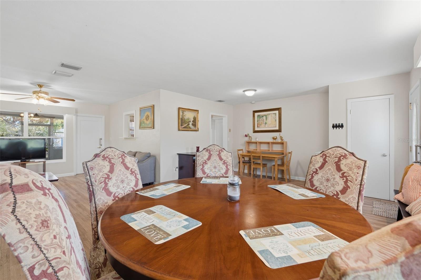 Image 10 of 45 For 610 Palm Avenue