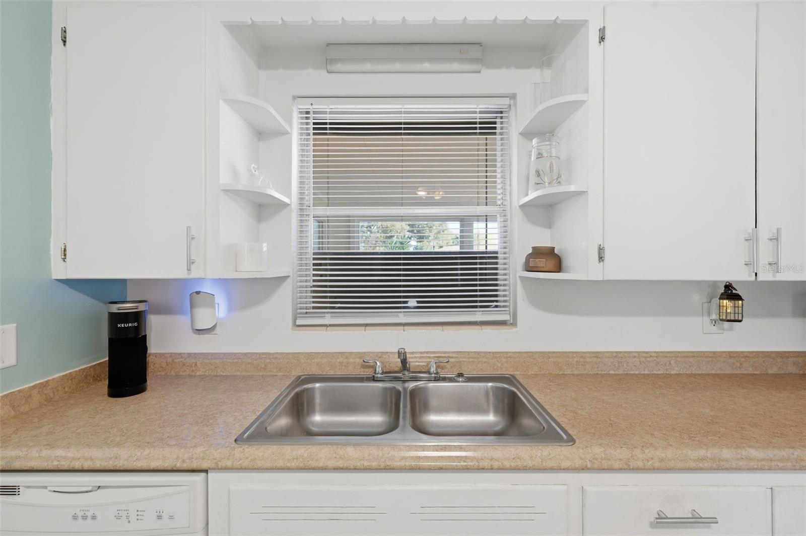 Image 14 of 45 For 610 Palm Avenue