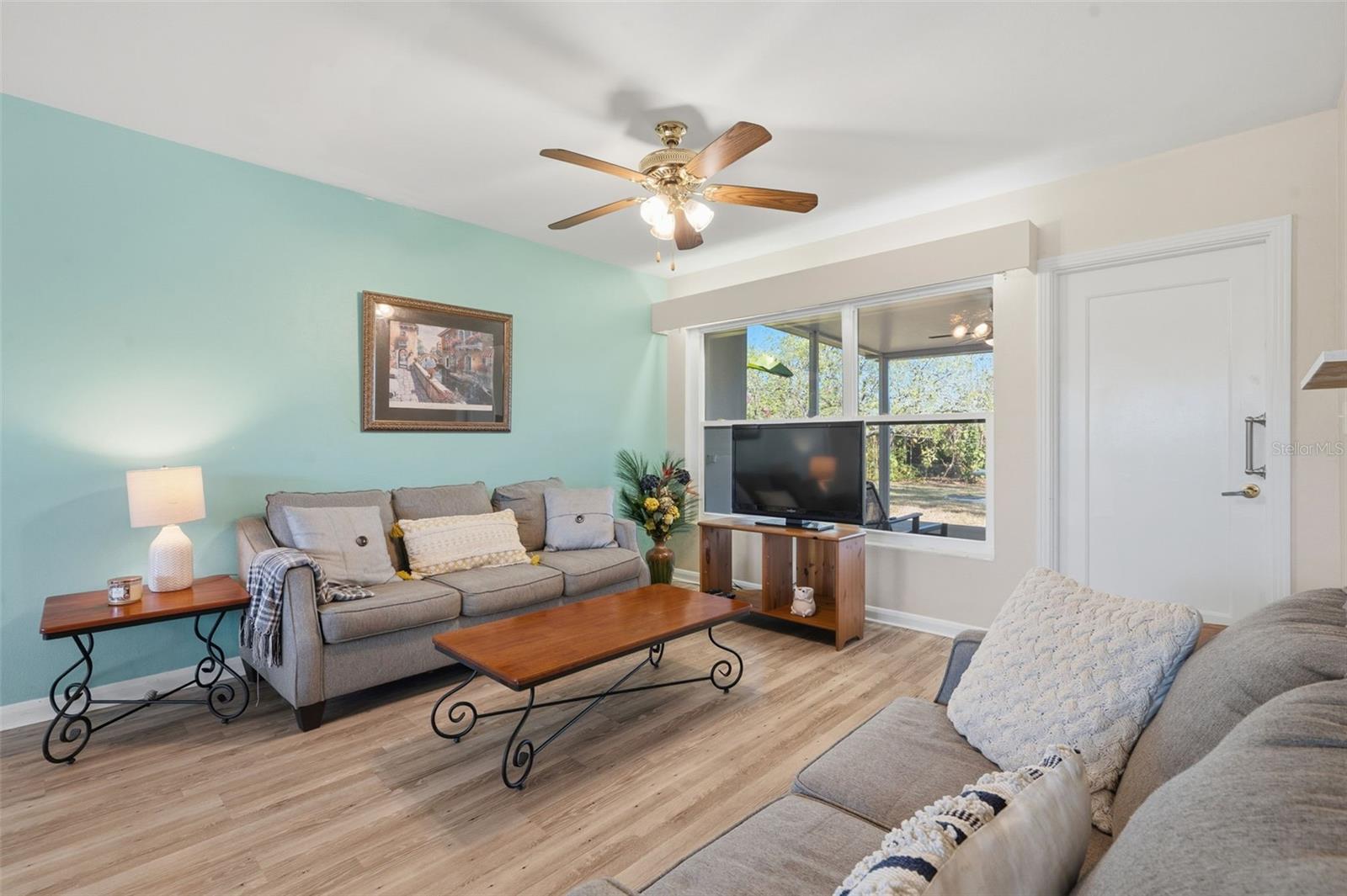 Image 15 of 45 For 610 Palm Avenue