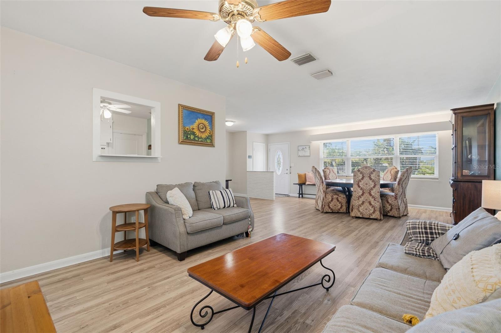 Image 17 of 45 For 610 Palm Avenue