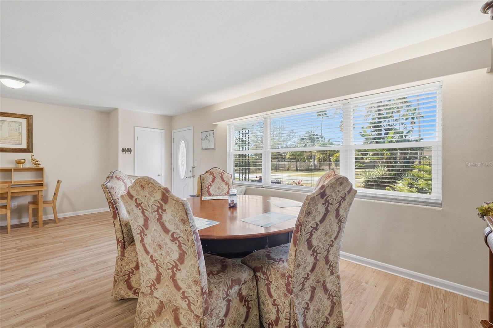 Image 3 of 45 For 610 Palm Avenue