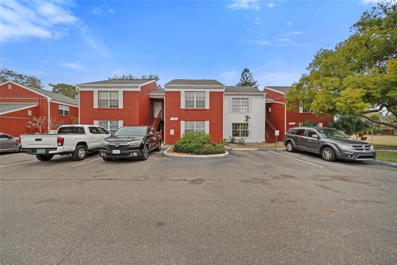 Details for 1290 83rd Avenue N B, ST PETERSBURG, FL 33702