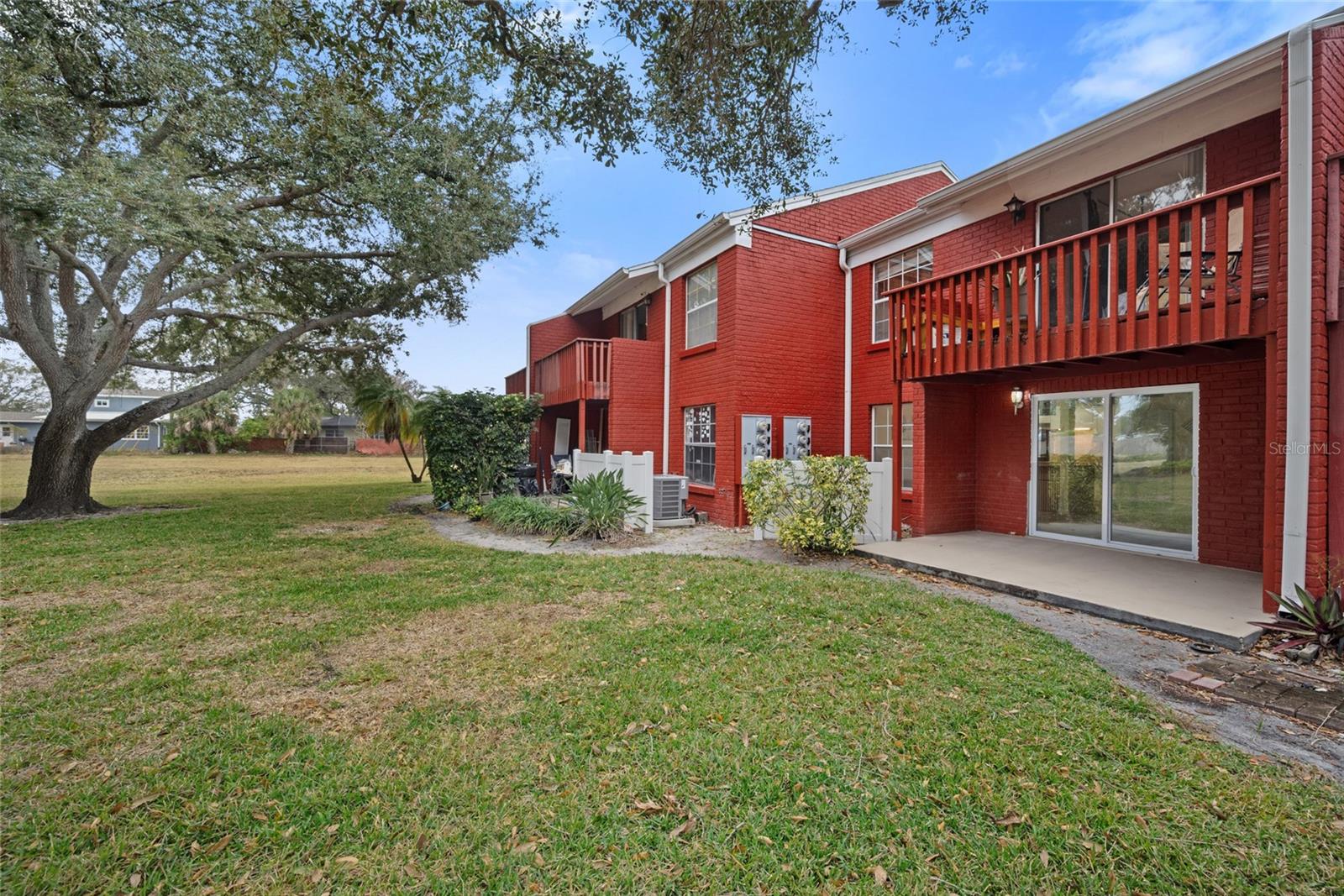 Image 20 of 24 For 1290 83rd Avenue N B