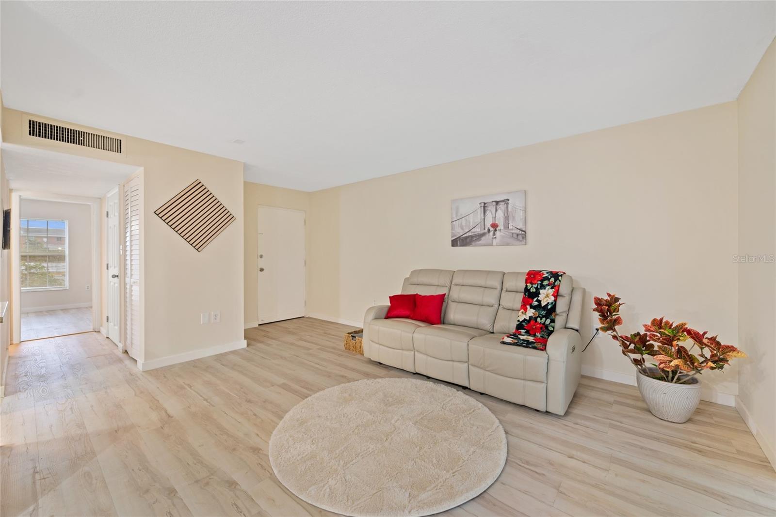 Image 6 of 24 For 1290 83rd Avenue N B