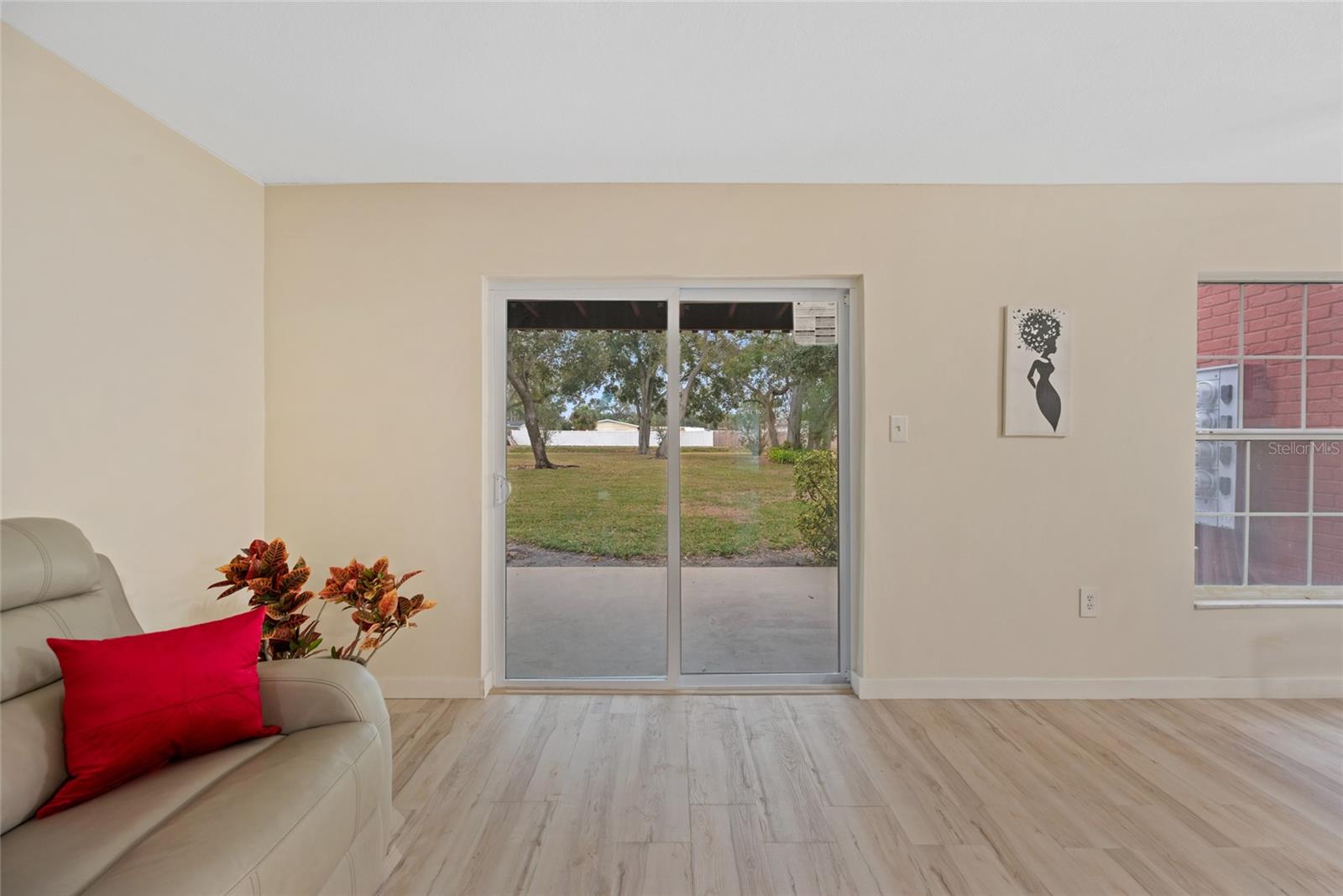 Image 8 of 24 For 1290 83rd Avenue N B