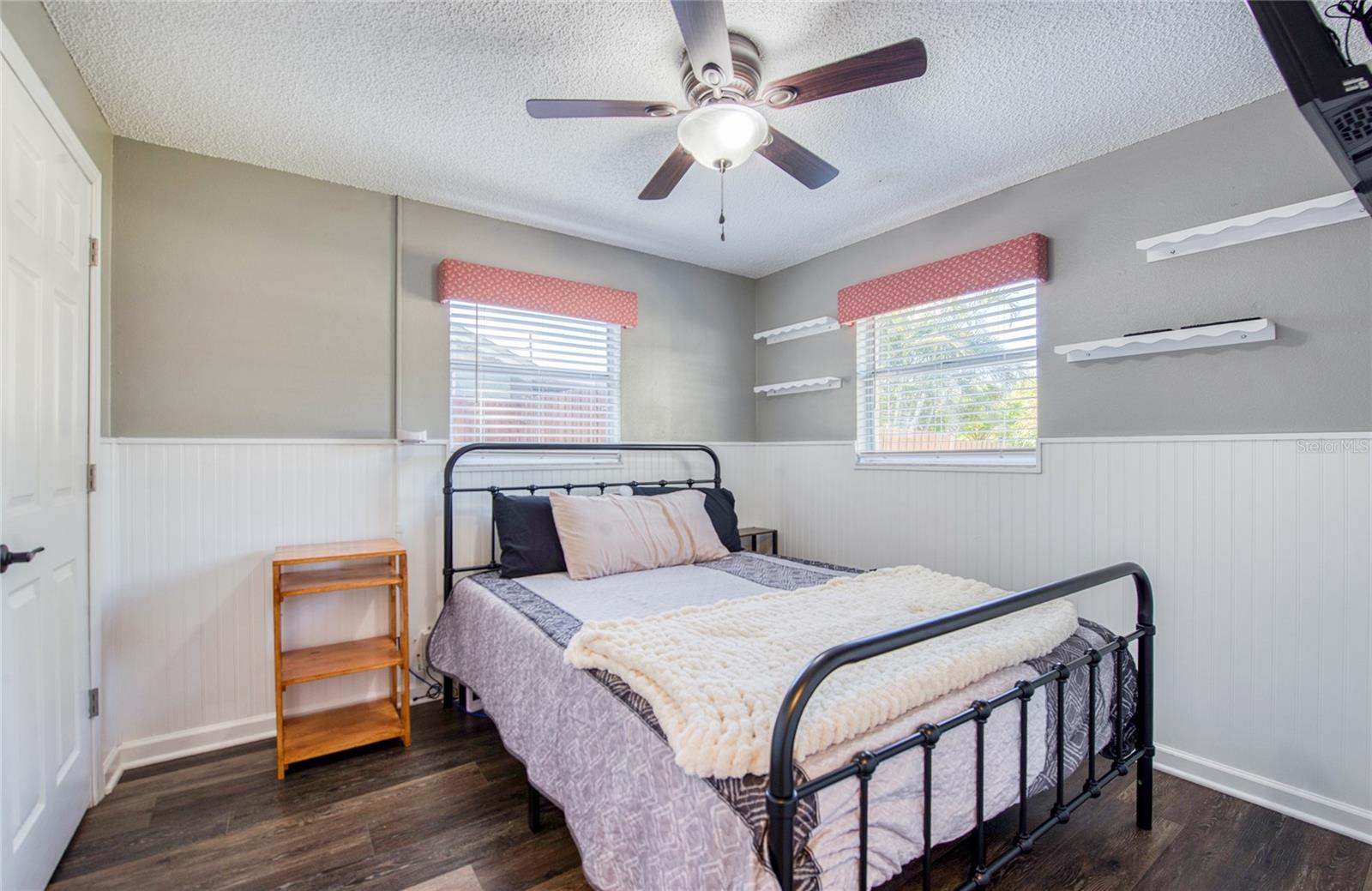 Image 18 of 38 For 4153 Swallowtail Drive