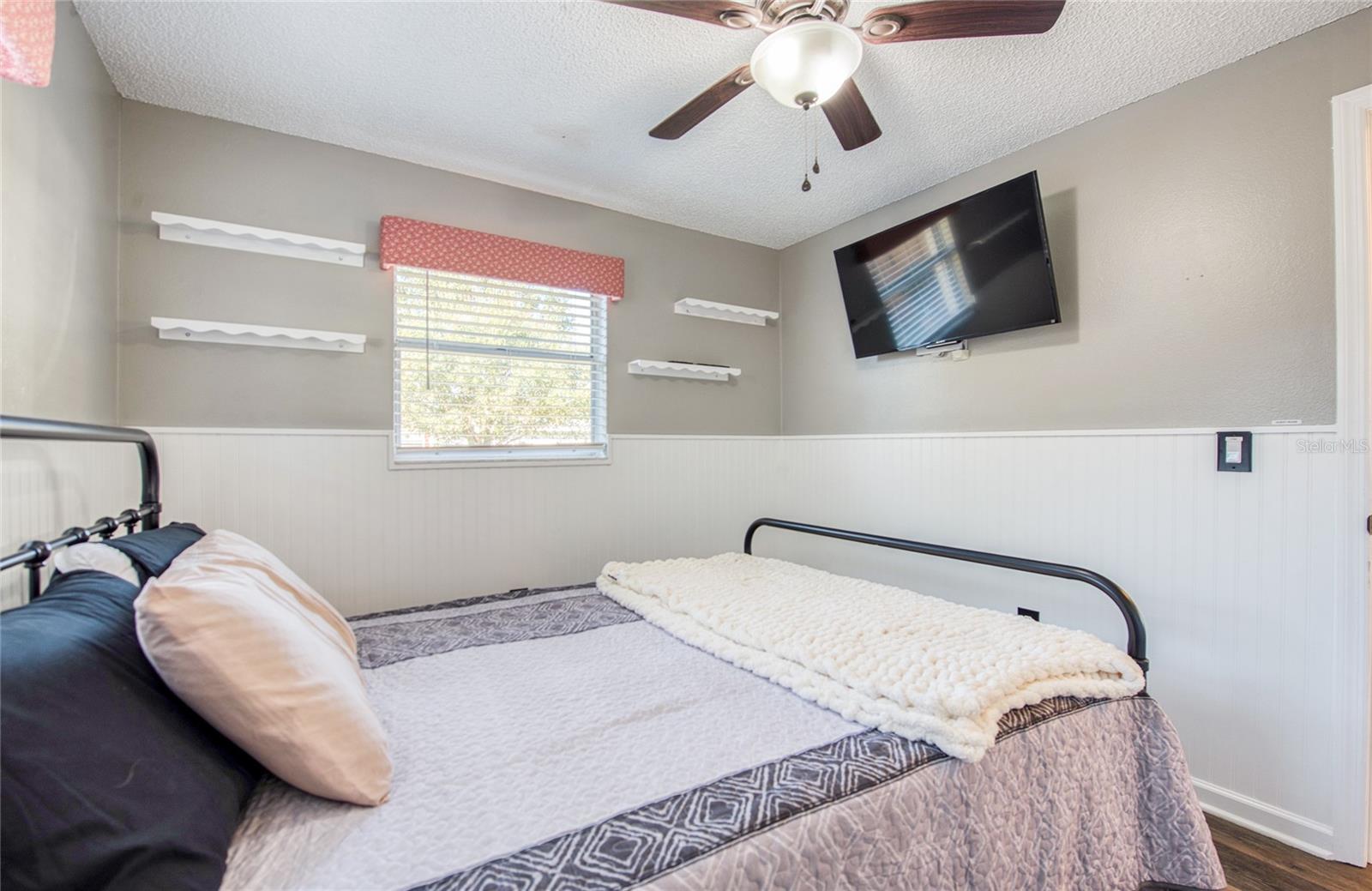 Image 20 of 38 For 4153 Swallowtail Drive