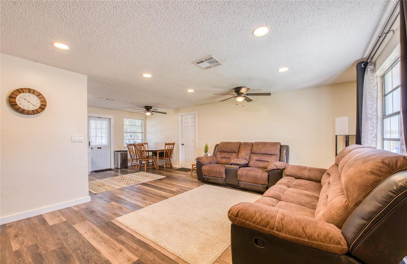 Image 8 of 38 For 4153 Swallowtail Drive